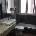 ゲストハウス オスタル ラリオス