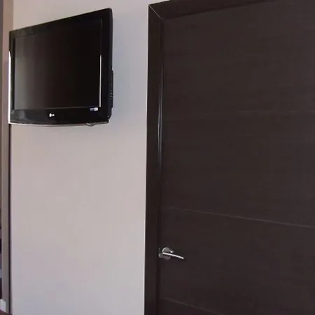 هوستال لاريوس مالقة